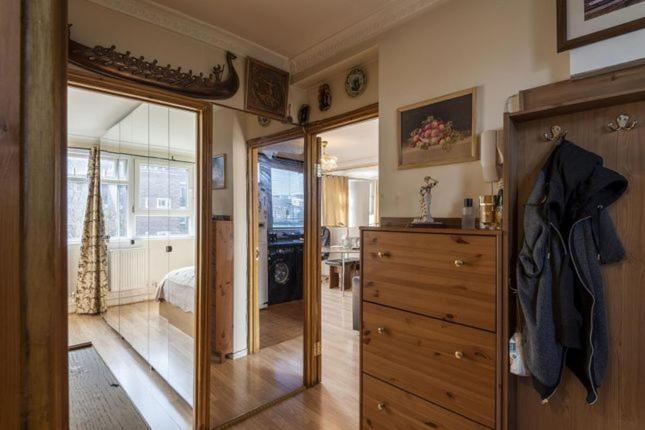 1 Bedroom Flat Close To City With Free Parking Arrangement Londra Esterno foto